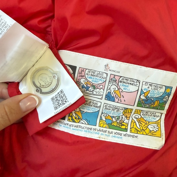 Kids Moncler Vest - 8 years old - Picture 5 of 6